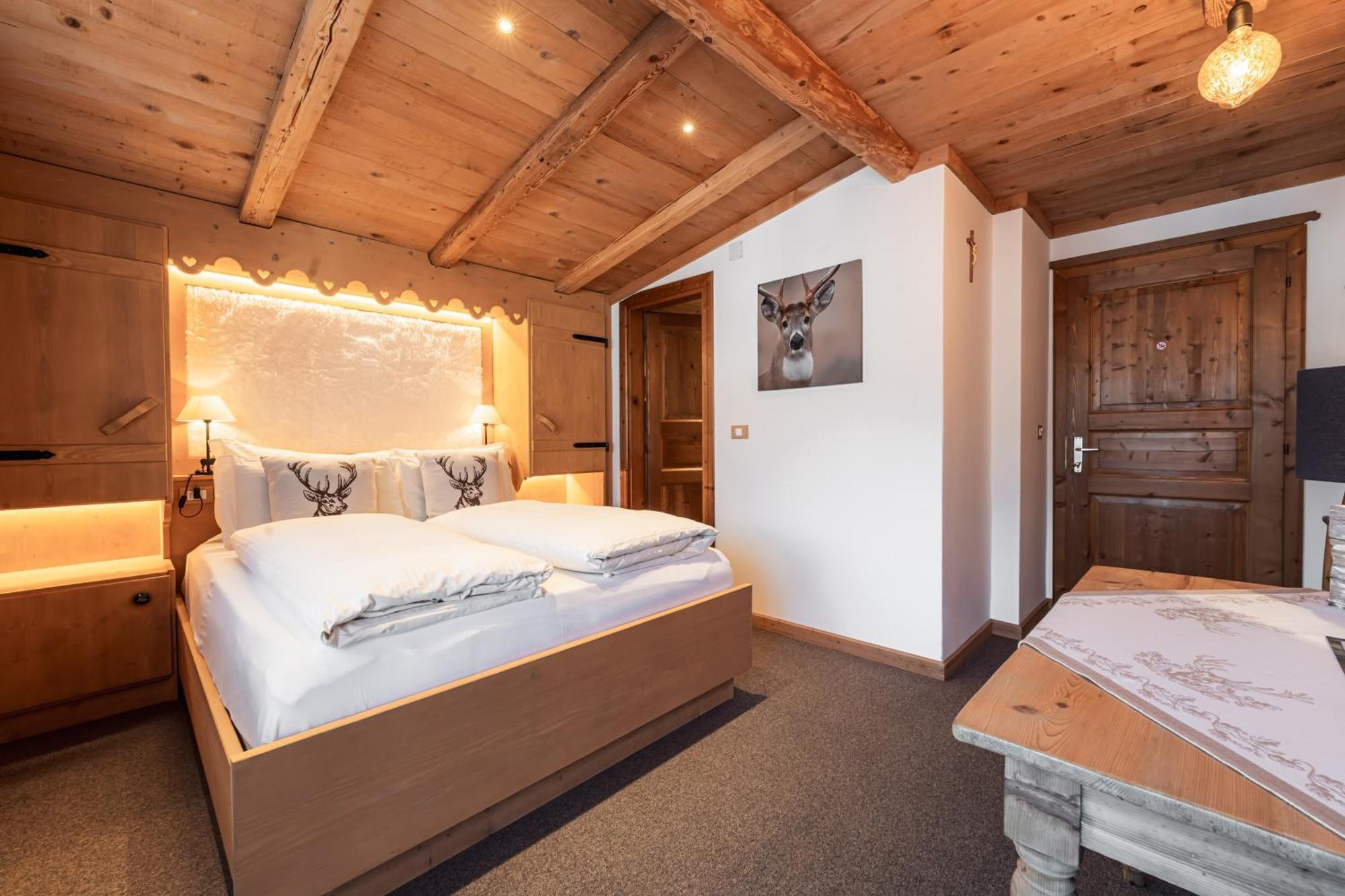 Albergo Majorka Canazei Exteriör bild