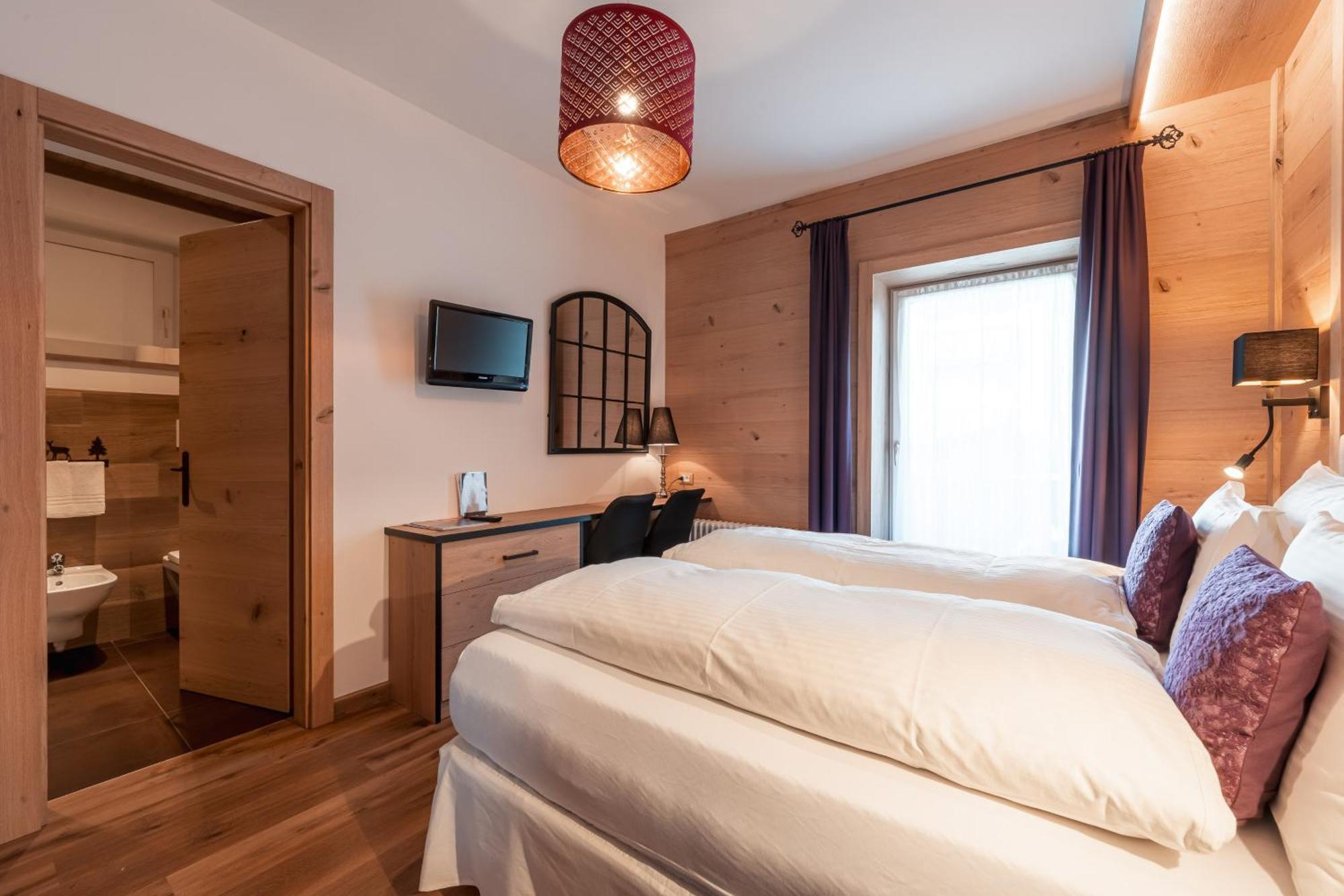Albergo Majorka Canazei Exteriör bild